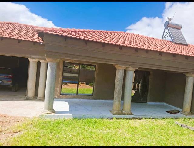 4 BEDROOM HOUSE FOR SALE IN MANKWENG